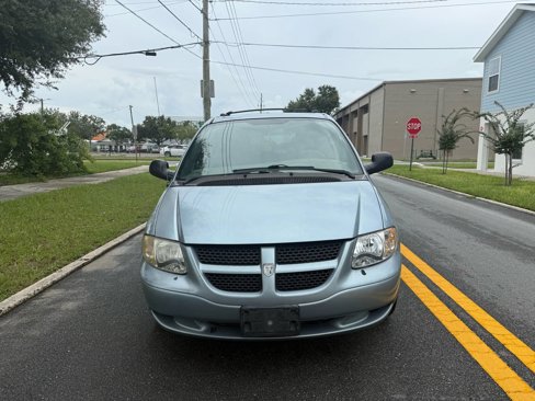 Used 2003 Dodge Grand Caravan Sport image 3