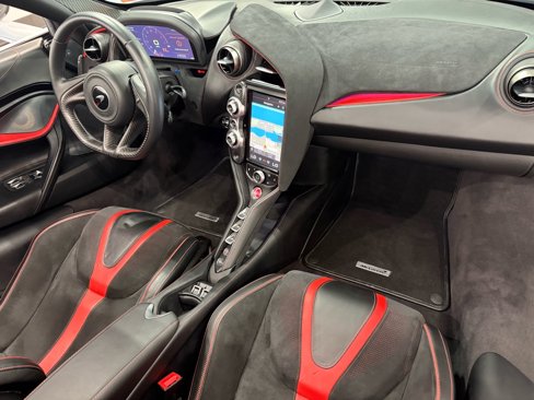 Used 2021 McLaren 720S Performance image 24