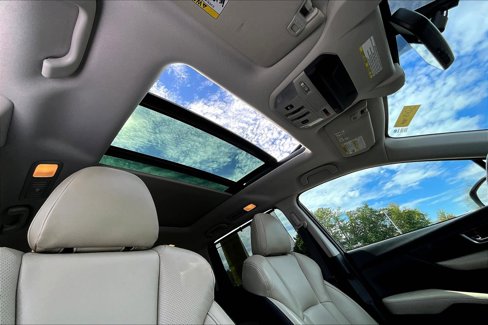 Used 2020 Subaru Ascent Limited w/ Technology Package image 18