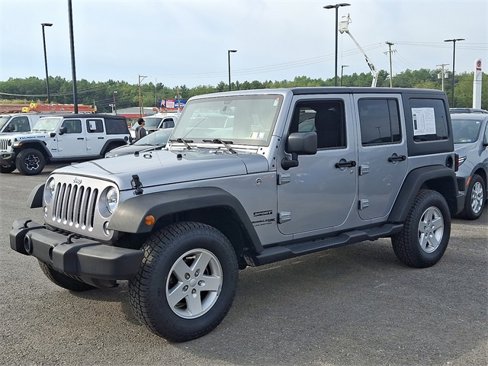 Used 2018 Jeep Wrangler Unlimited Sport S image 5