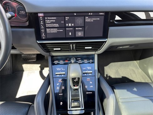 Used 2019 Porsche Cayenne image 11