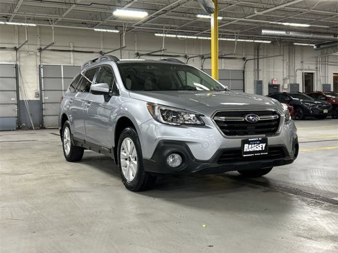 Used 2019 Subaru Outback 2.5i Premium image 1