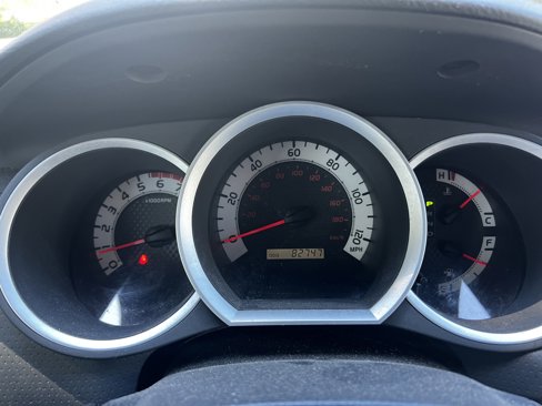 Used 2013 Toyota Tacoma 2WD Access Cab image 16
