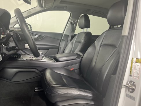 Used 2019 Audi Q7 3.0T Premium Plus w/ Premium Plus Package image 17
