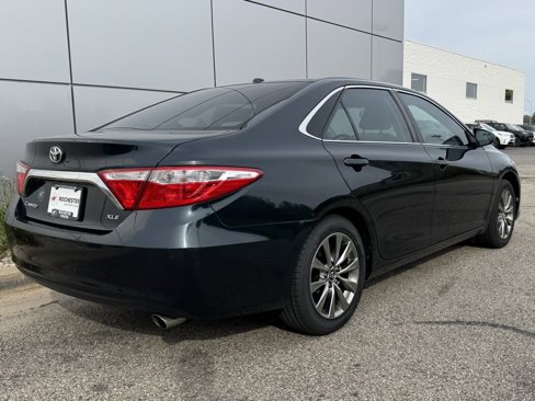 Used 2016 Toyota Camry XLE image 33