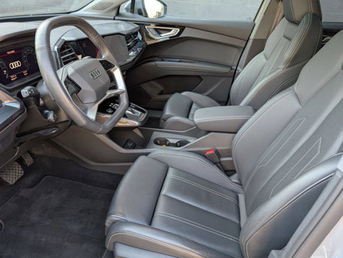 Used 2023 Audi Q4 e-tron Premium w/ Convenience Package image 8