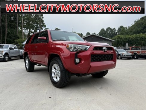 Used 2015 Toyota 4Runner SR5 image 1