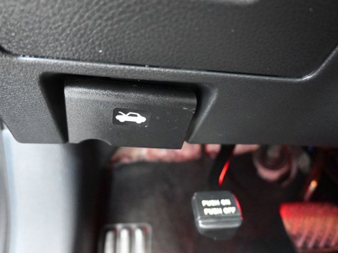 Used 2016 Nissan Maxima Platinum w/ Interior Lighting Package image 30
