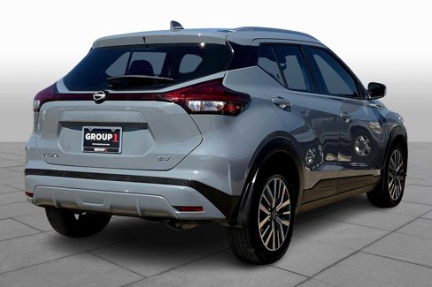 Used 2024 Nissan Kicks SV image 12
