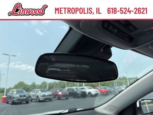 Used 2024 Chevrolet Malibu LT image 24