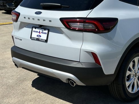 New 2025 Ford Escape Active image 35