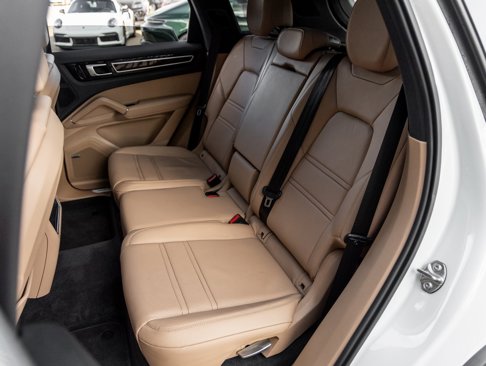 Certified 2019 Porsche Cayenne image 32