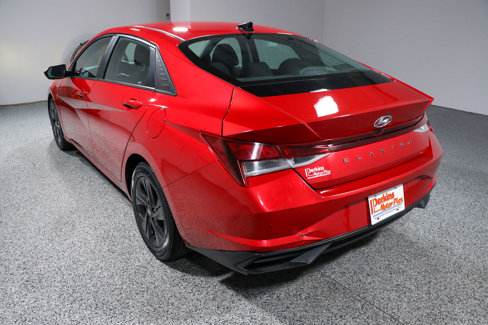 Used 2022 Hyundai Elantra SEL image 9