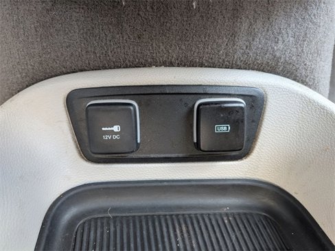 Used 2017 Chrysler Pacifica Touring-L image 21