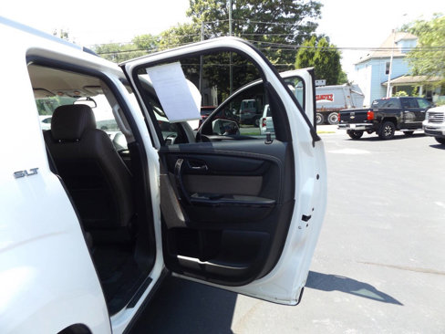 Used 2014 GMC Acadia SLT image 28