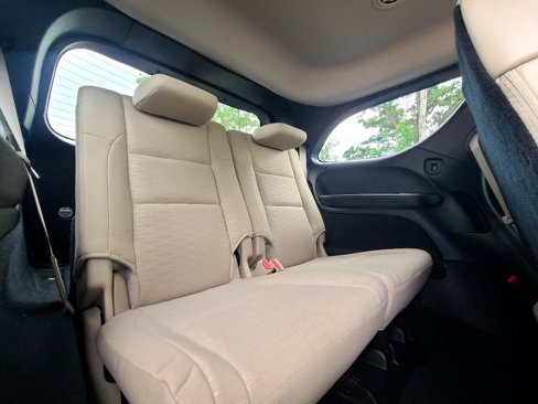 Used 2019 Dodge Durango SXT image 11