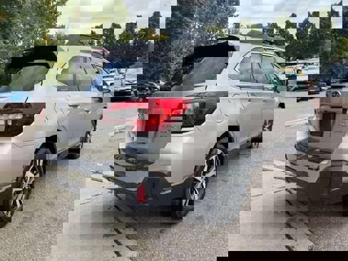 Used 2019 Subaru Outback 3.6R Limited image 7