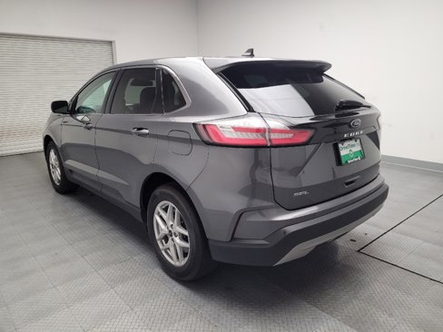 Used 2024 Ford Edge SEL image 5