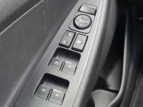 Used 2018 Hyundai Tucson Limited image 30