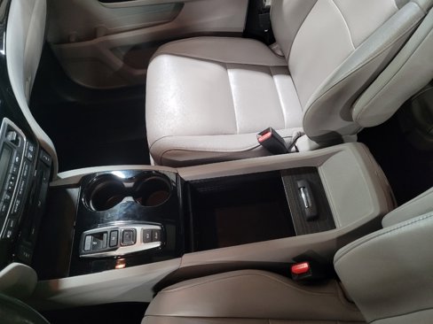 Used 2018 Honda Pilot Touring image 26