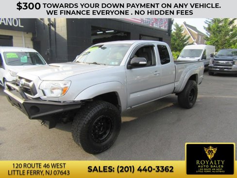 Used 2013 Toyota Tacoma 4x4 Access Cab V6 image 1