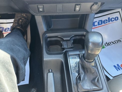 Used 2019 Toyota Tacoma SR image 19