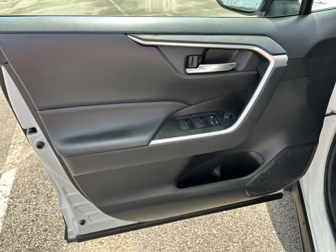 Used 2024 Toyota RAV4 XLE image 11