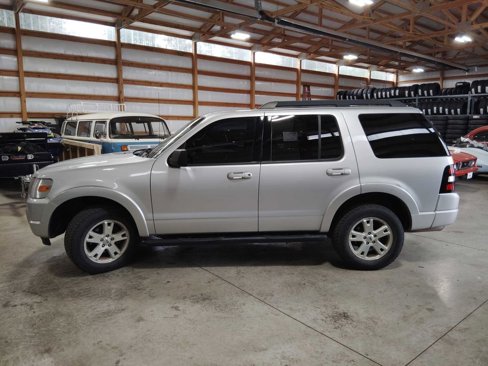 Used 2010 Ford Explorer XLT image 8