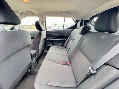 Used 2024 Nissan Kicks S image 23