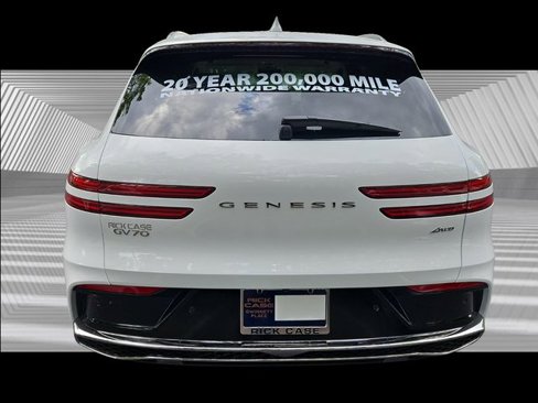 New 2026 Genesis GV70 2.5T Select image 2