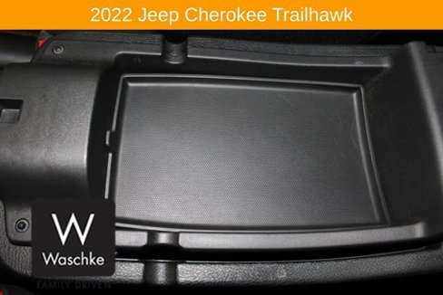 Used 2022 Jeep Cherokee Trailhawk w/ Trailer Tow Group image 34