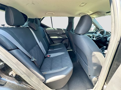 Used 2020 Nissan Kicks S image 24