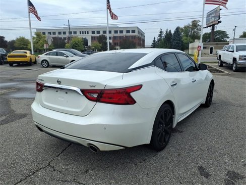 Used 2017 Nissan Maxima 3.5 SV image 5