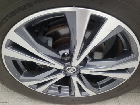 Used 2017 Nissan Rogue SL image 31