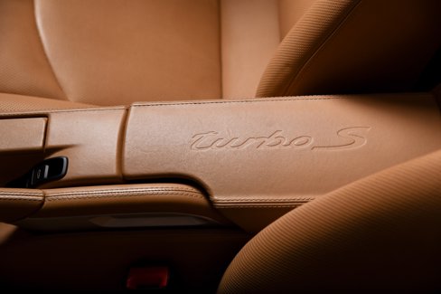Used 2013 Porsche 911 Turbo S image 7