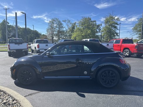 Used 2017 Volkswagen Beetle 1.8T S image 8