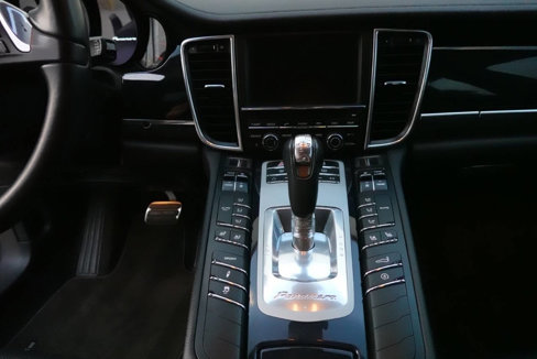 Used 2013 Porsche Panamera 4S image 23