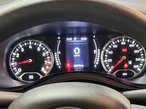 Used 2023 Jeep Renegade Latitude image 35