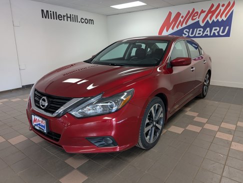Used 2017 Nissan Altima 2.5 SR image 1