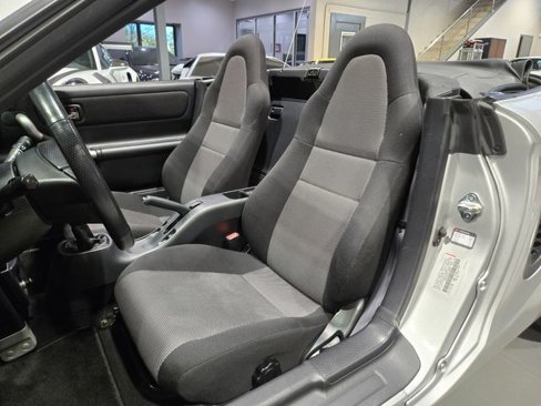Used 2001 Toyota MR2 image 19