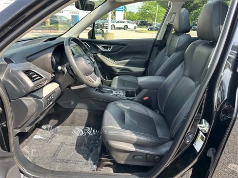 Used 2022 Subaru Forester Limited image 17