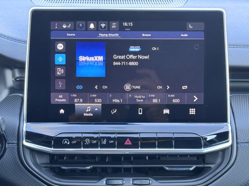 New 2026 Jeep Compass Latitude image 25