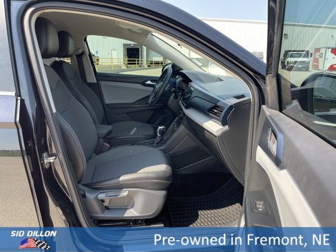 Used 2022 Volkswagen Taos SE image 6