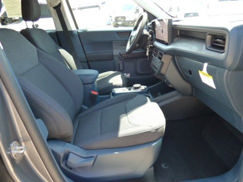 New 2025 Ford Maverick XL image 10