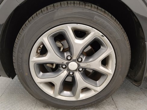 Used 2017 Kia Sorento SX image 31