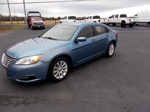 Used 2011 Chrysler 200 Touring image 7