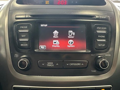 Used 2014 Kia Sorento LX image 49