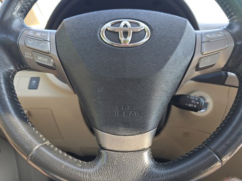 Used 2012 Toyota Venza XLE image 21