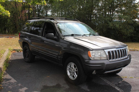 Used 2004 Jeep Grand Cherokee Laredo w/ Cold Weather Group image 5