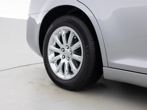 Used 2014 Chrysler 300 w/ Wheels & Beats Group image 19